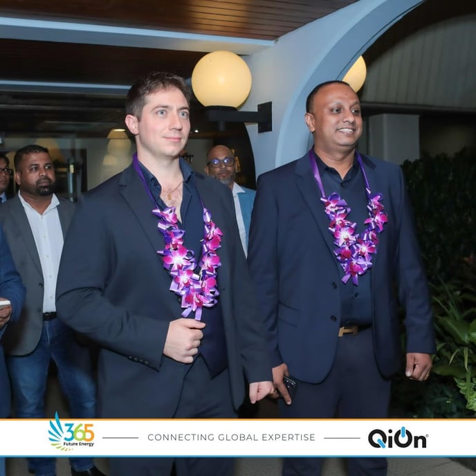 Ludovico Finotto (QiOn) and Isuru Yapa (365 Future Energy) arriving in Sri Lanka